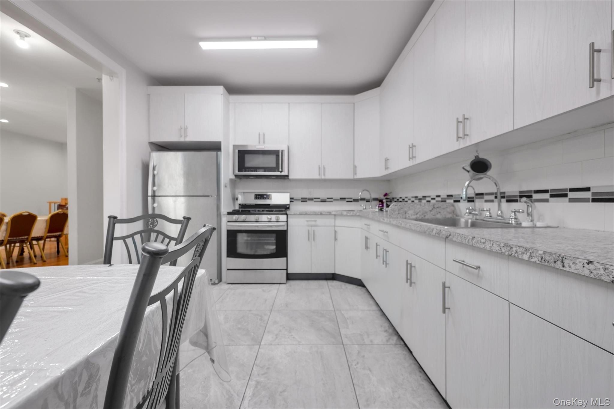 39 Decatur Avenue, Unit 114 photo 12