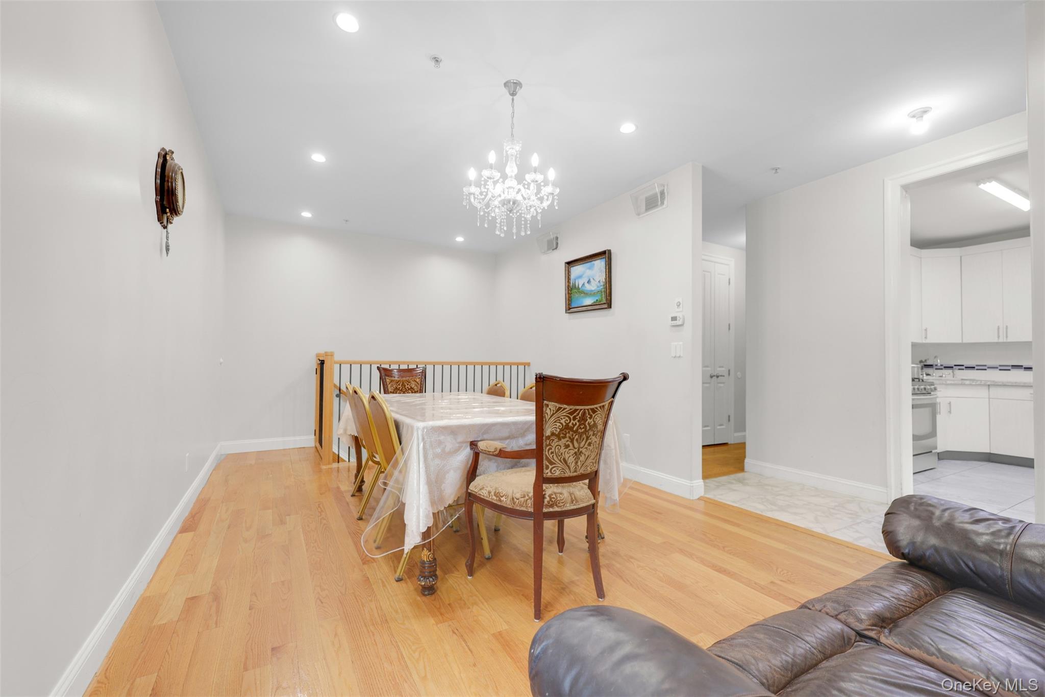 39 Decatur Avenue, Unit 114 photo 6