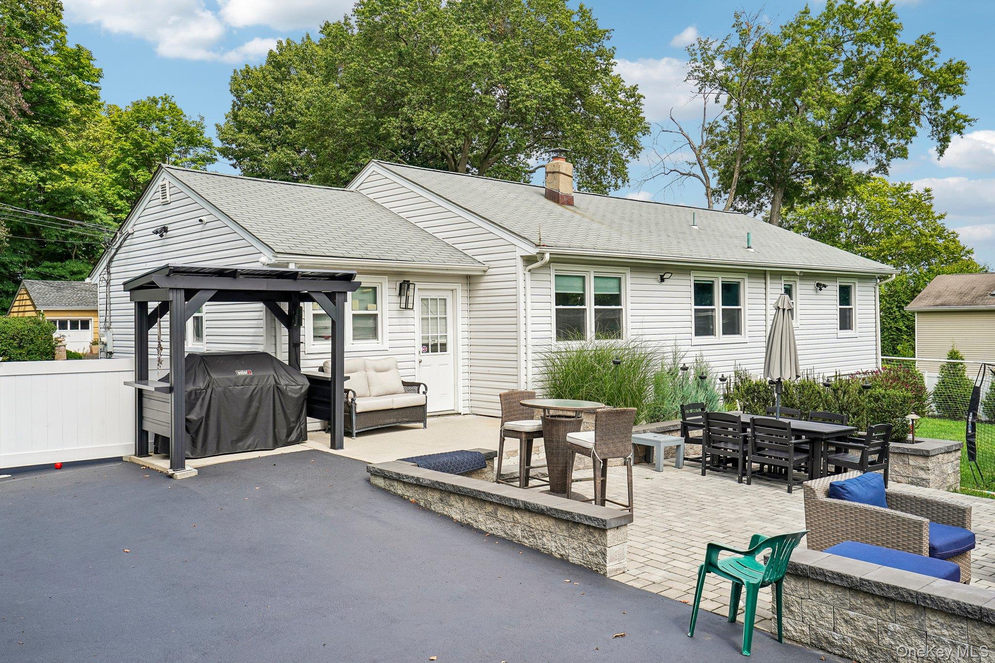 27 Pierce Street – For Sale photo 30