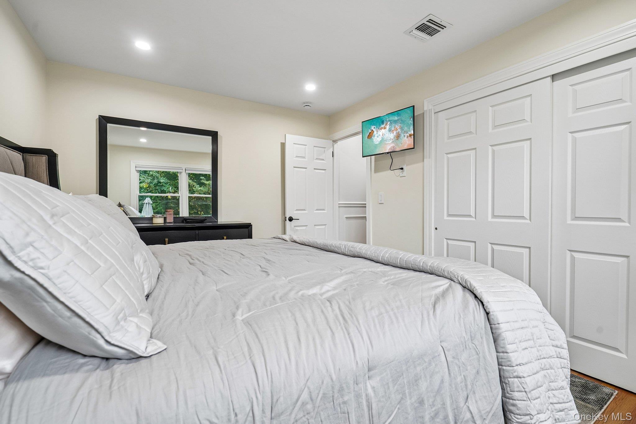 27 Pierce Street – For Sale photo 22