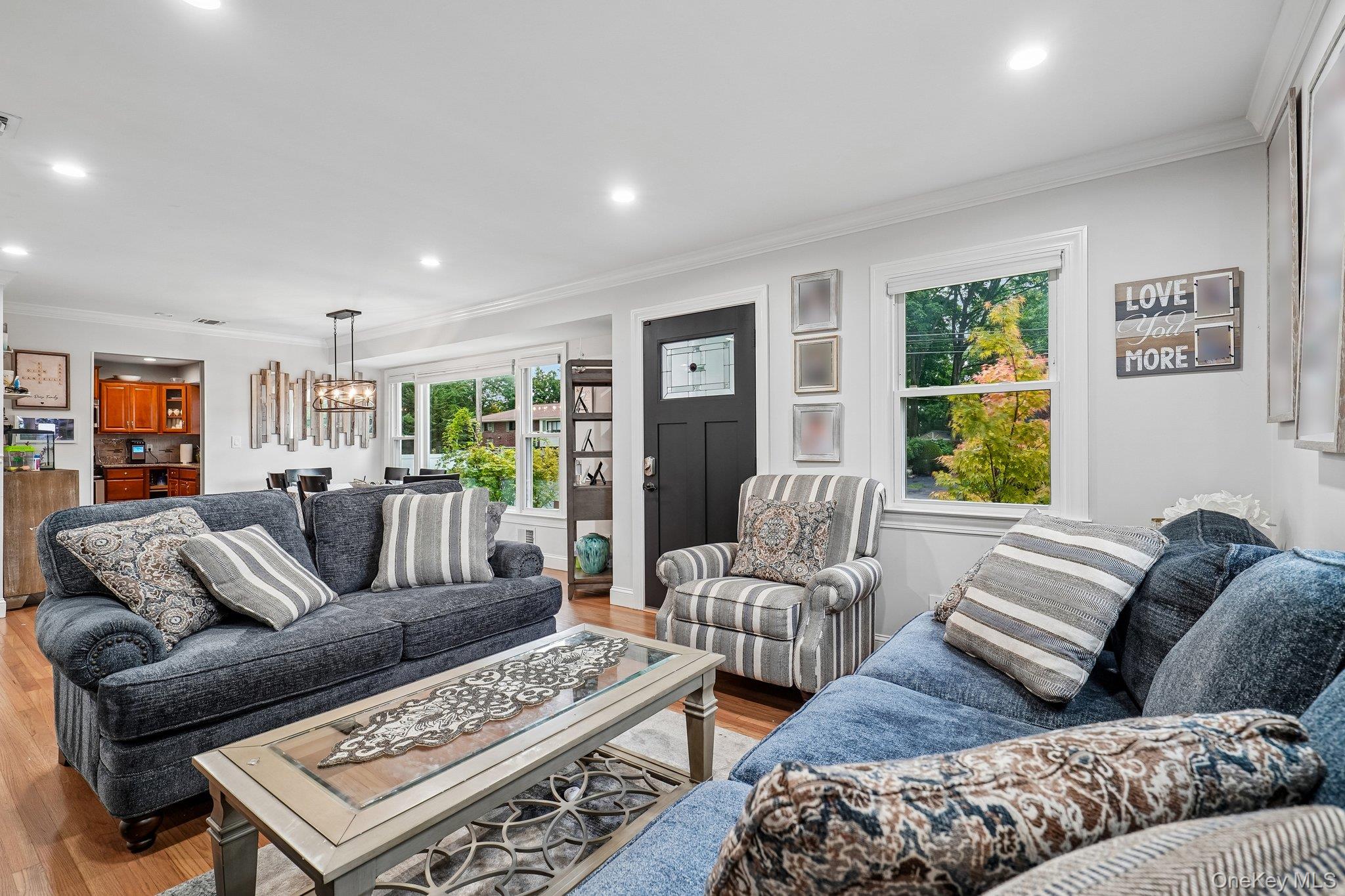 27 Pierce Street – For Sale photo 5
