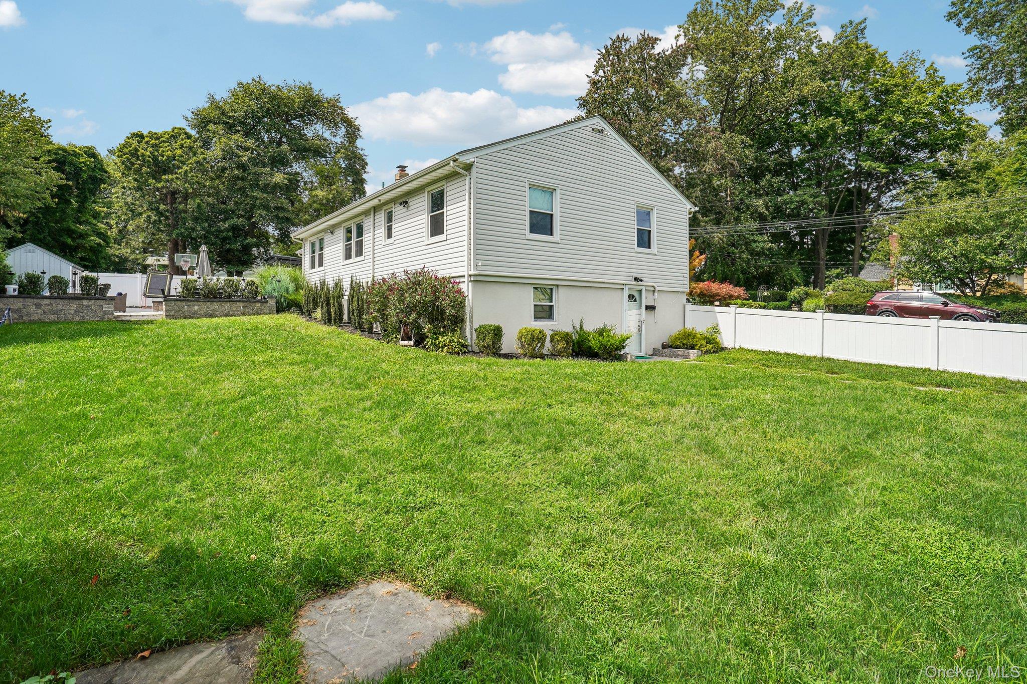 27 Pierce Street – For Sale photo 33