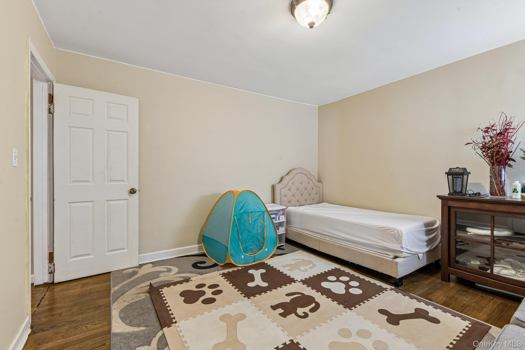 666 Lakeview Avenue – For Sale photo 17