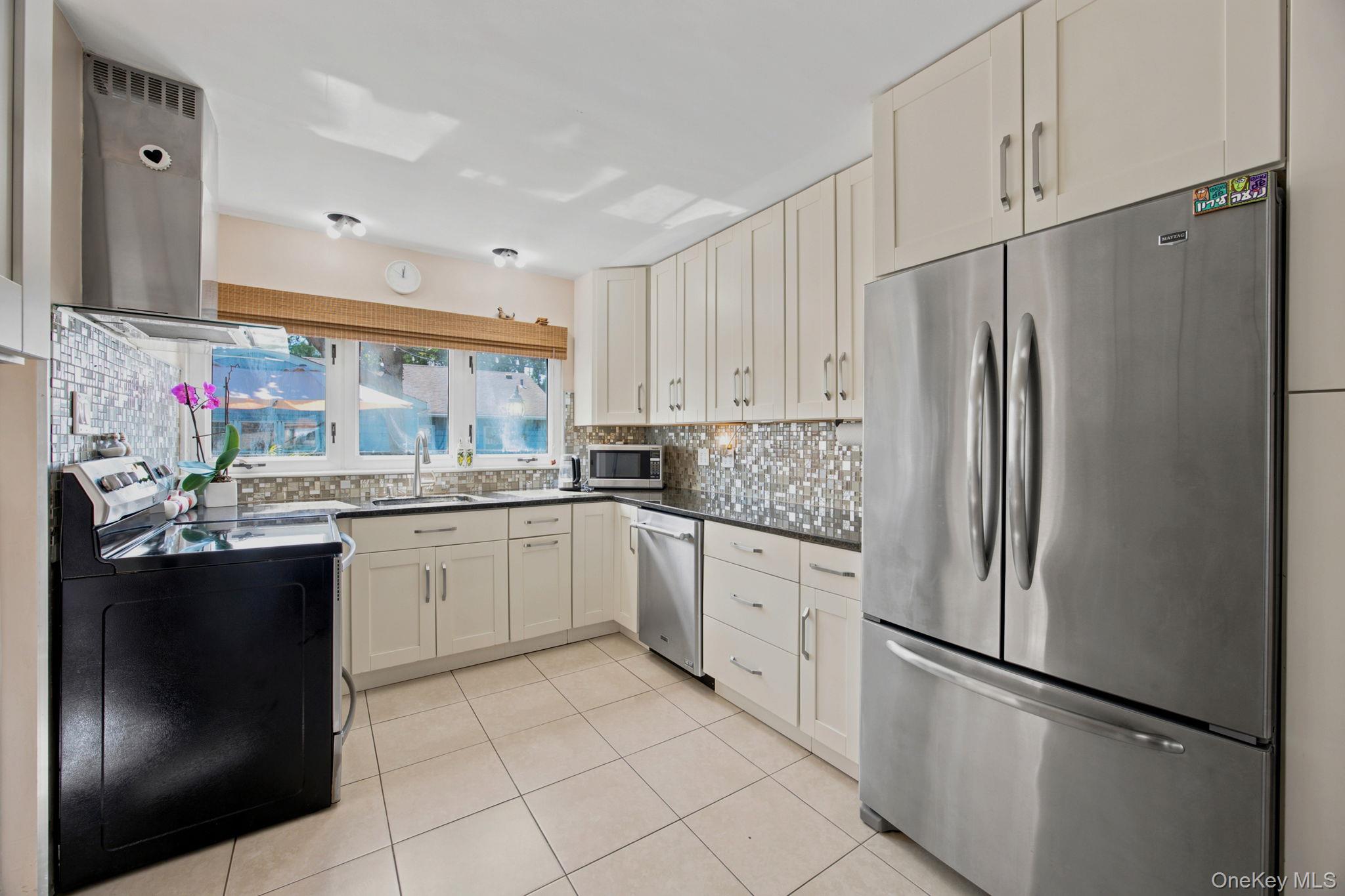 90 Joseph Street – For Sale photo 10
