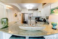 170 W Broadway, Unit 6G photo 9