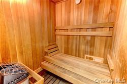 170 W Broadway, Unit 6G photo 25