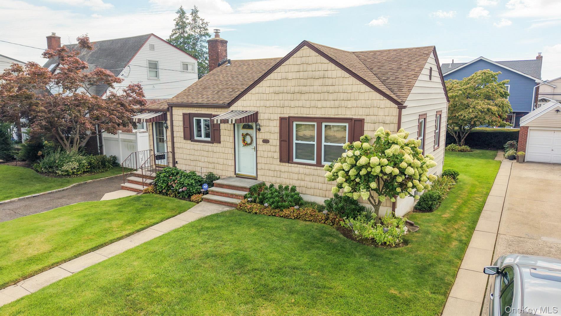 1073 Hancock Avenue – For Sale photo 23