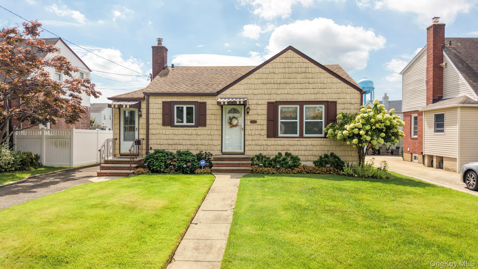 1073 Hancock Avenue – For Sale photo 26