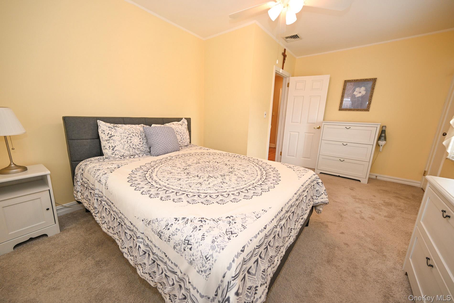 1073 Hancock Avenue – For Sale photo 5