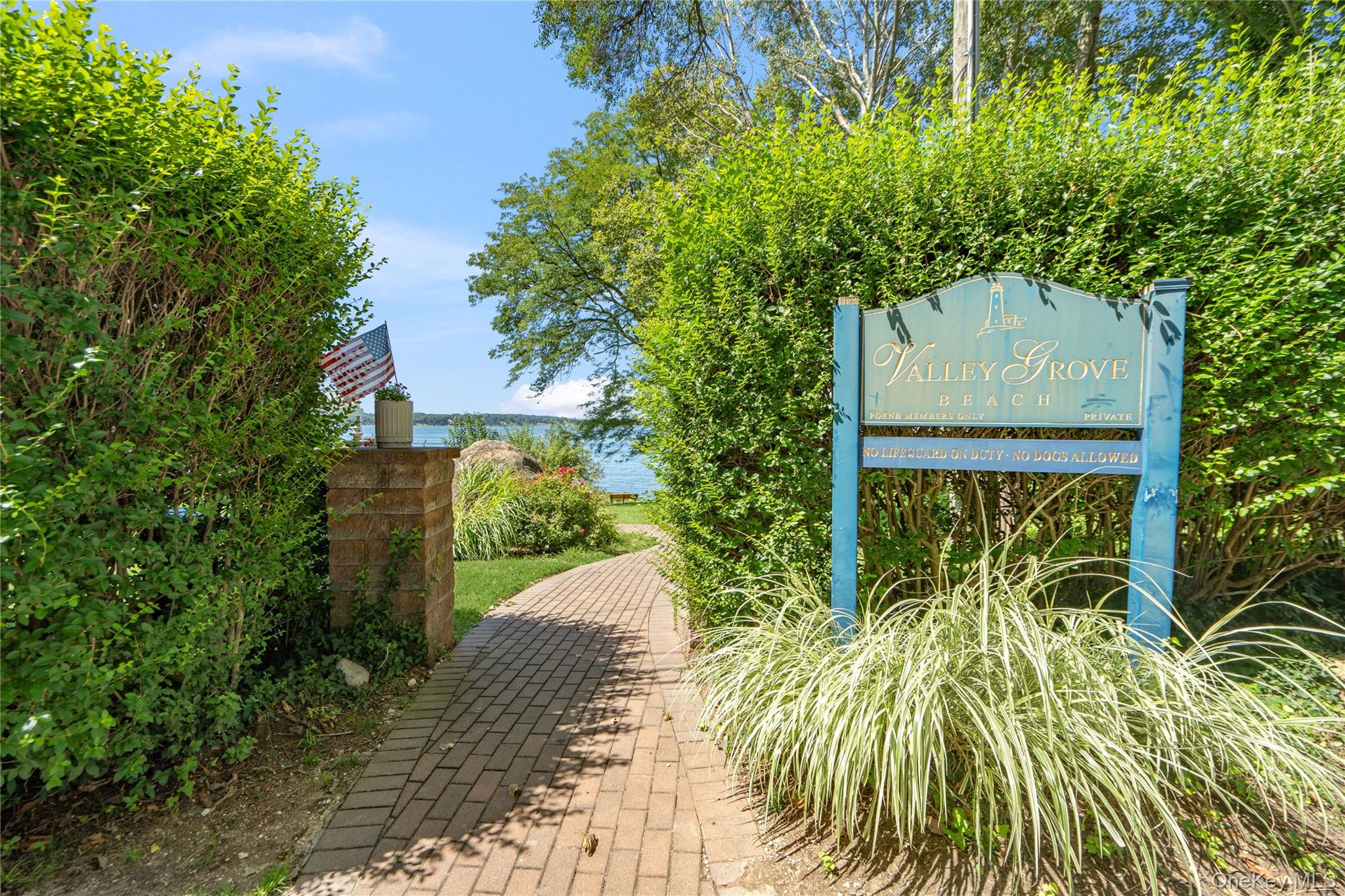16 Westview Road – For Sale photo 48