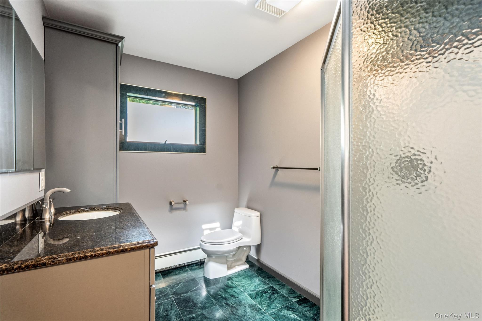 16 Westview Road – For Sale photo 23