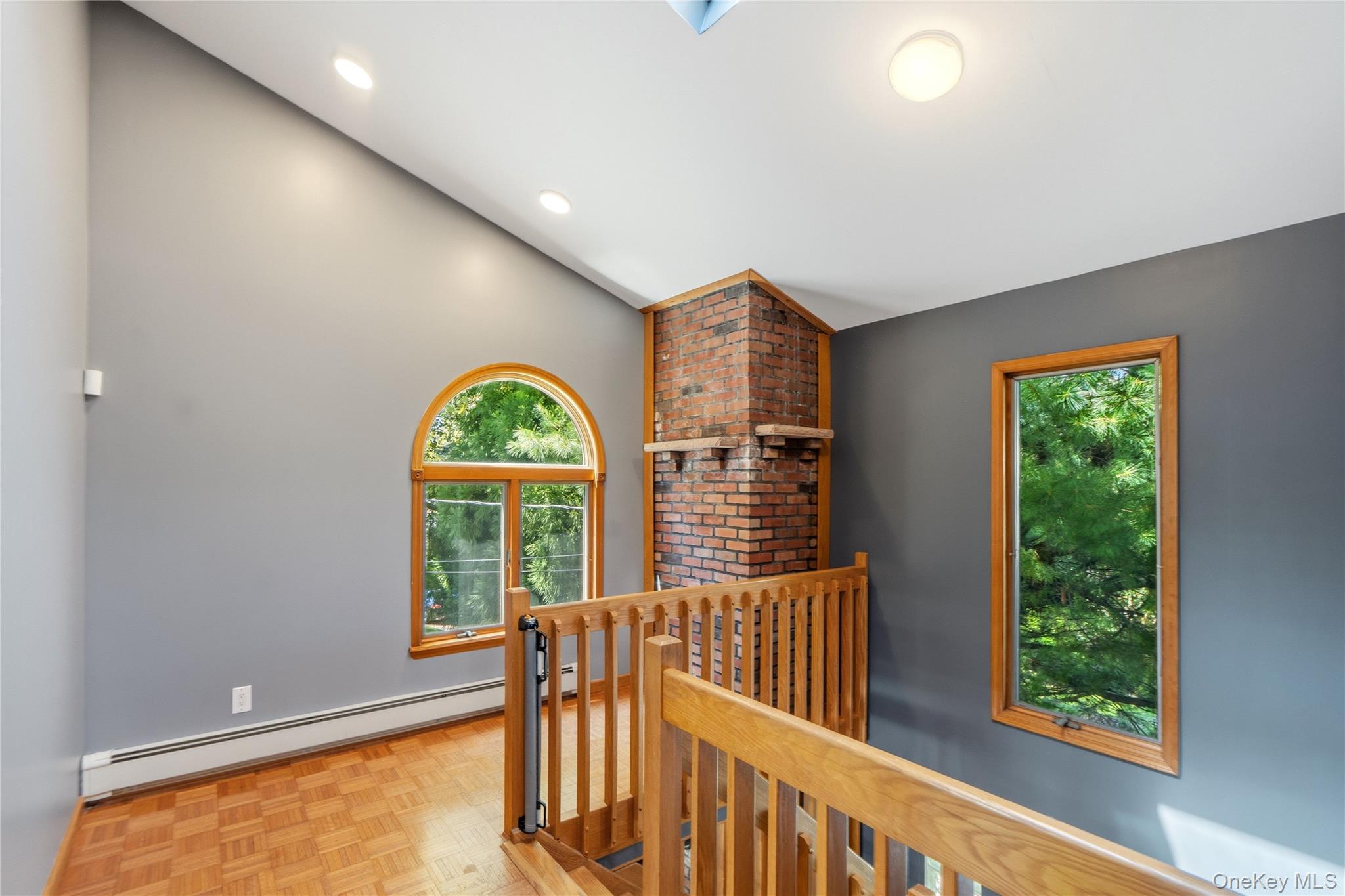 16 Westview Road – For Sale photo 24