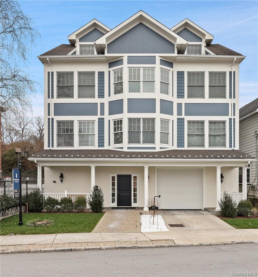 10 School Street, Unit 2R