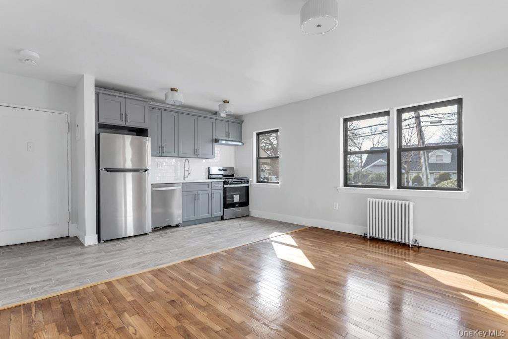 6 Brown Avenue, Unit A