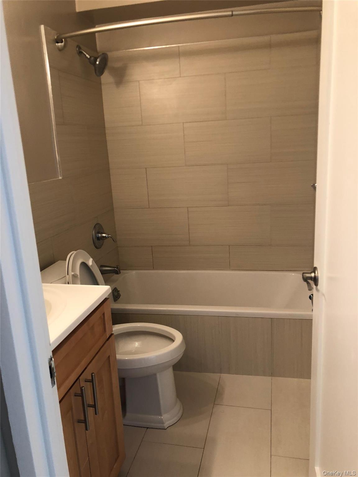 12333 83rd Avenue, Unit 2403 photo 6