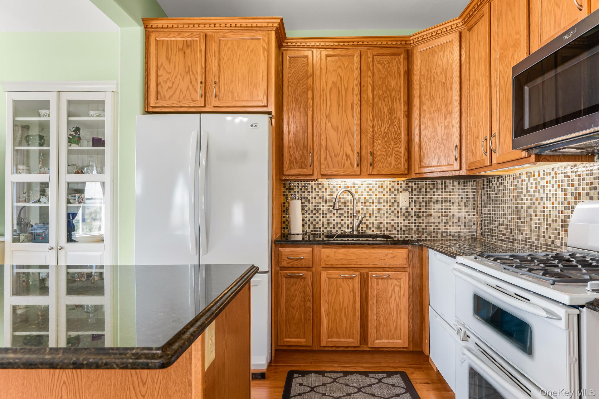 7110 Beach Front Road – For Sale photo 27