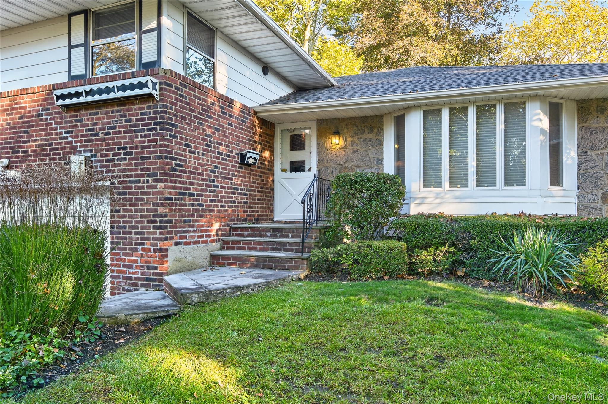 20 Canterbury Road – For Sale photo 3