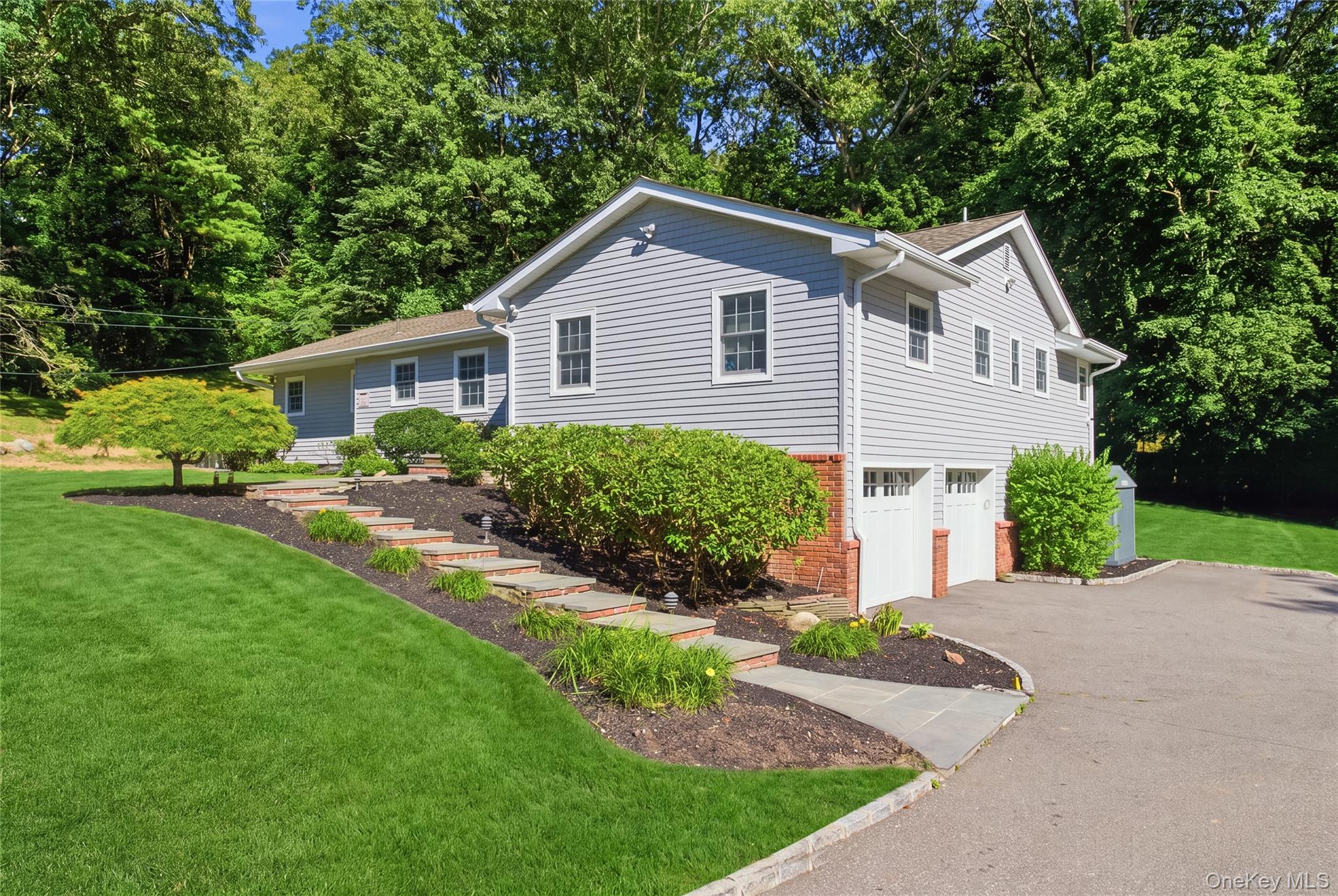 30 Cove Road – For Sale photo 3