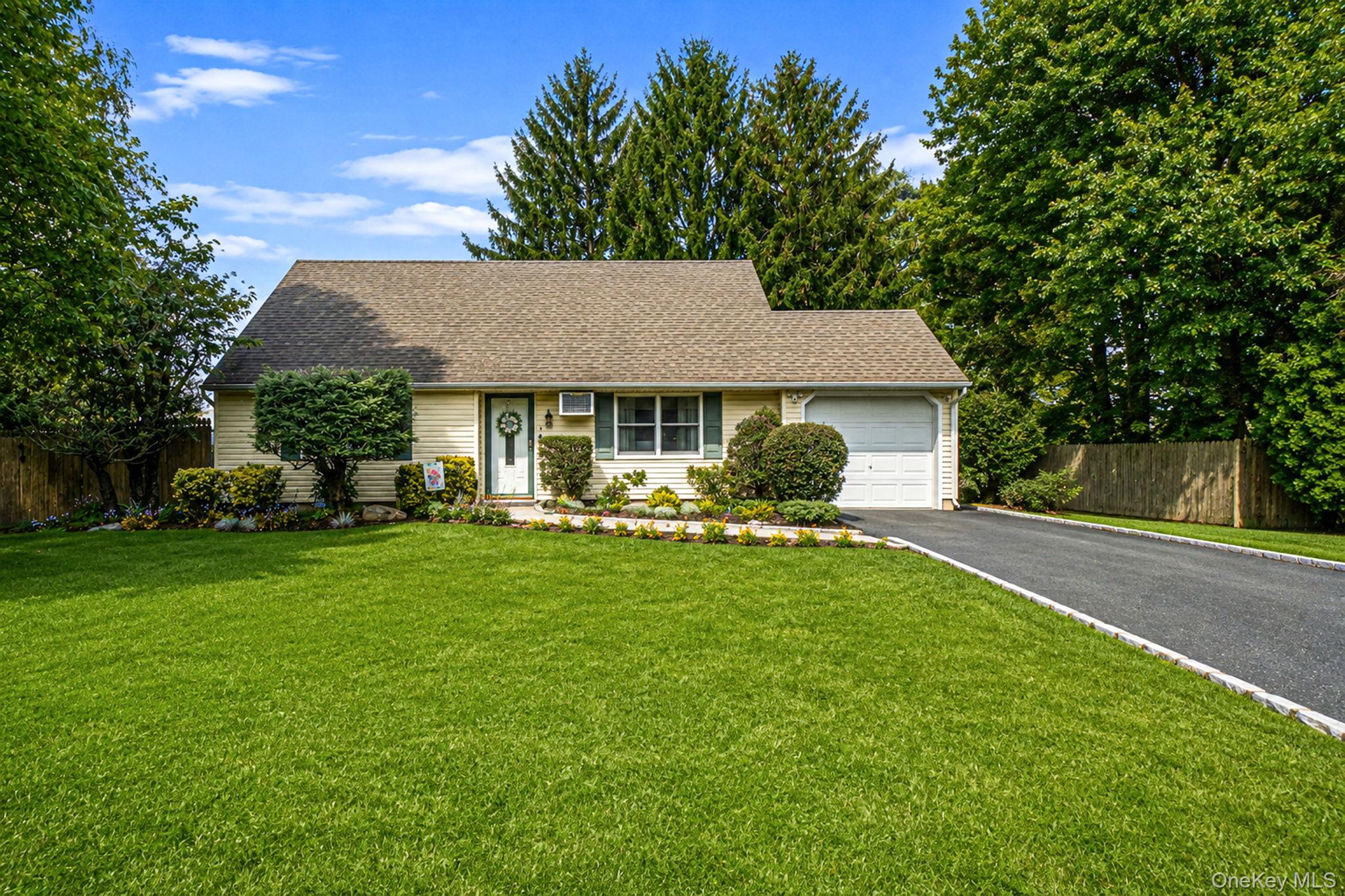 4 Highview Lane – For Sale