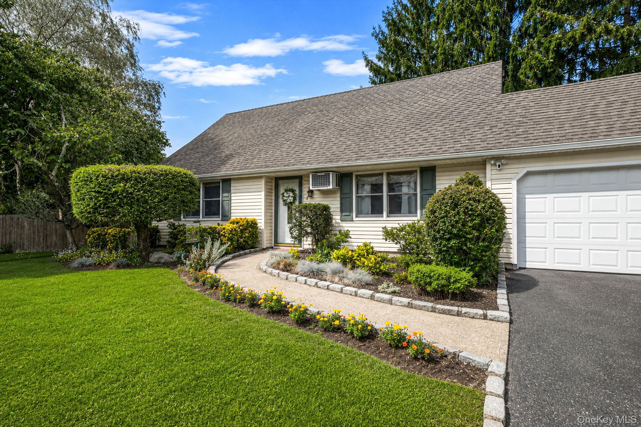 4 Highview Lane – For Sale photo 2