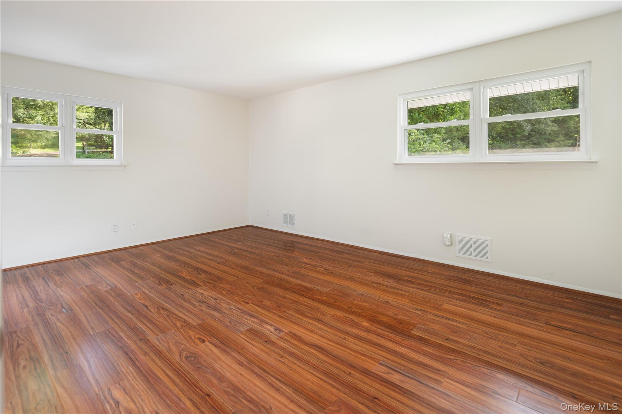 94 Todd Lane – For Sale photo 15