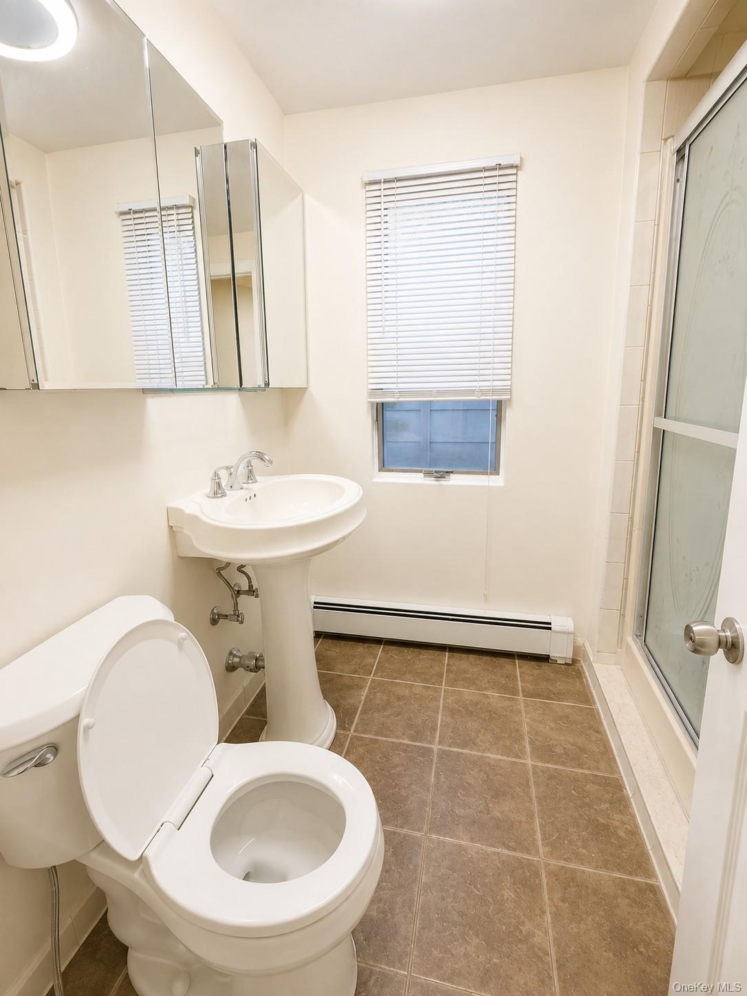 7 Pine Street – For Rent photo 12