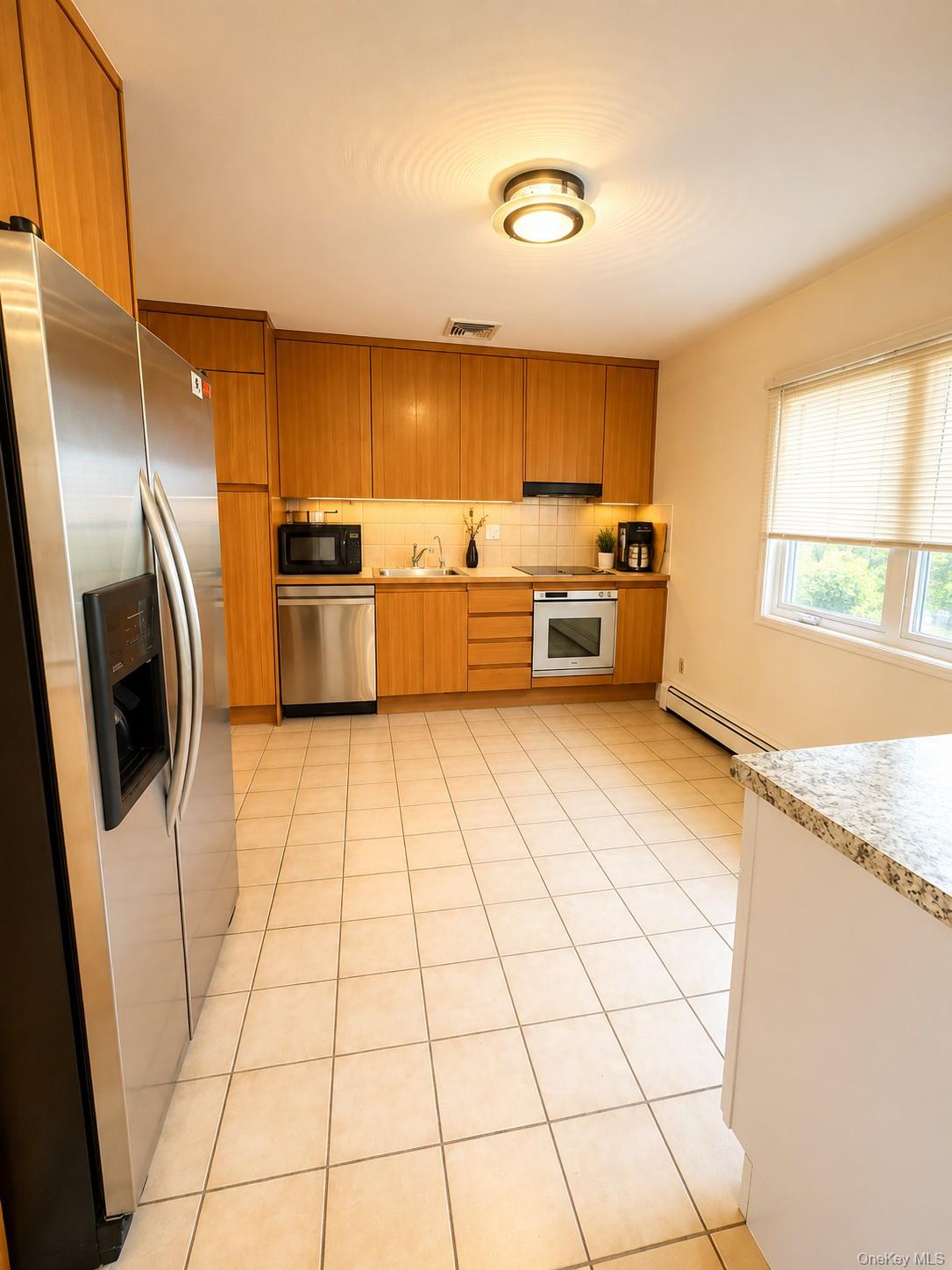 7 Pine Street – For Rent photo 5