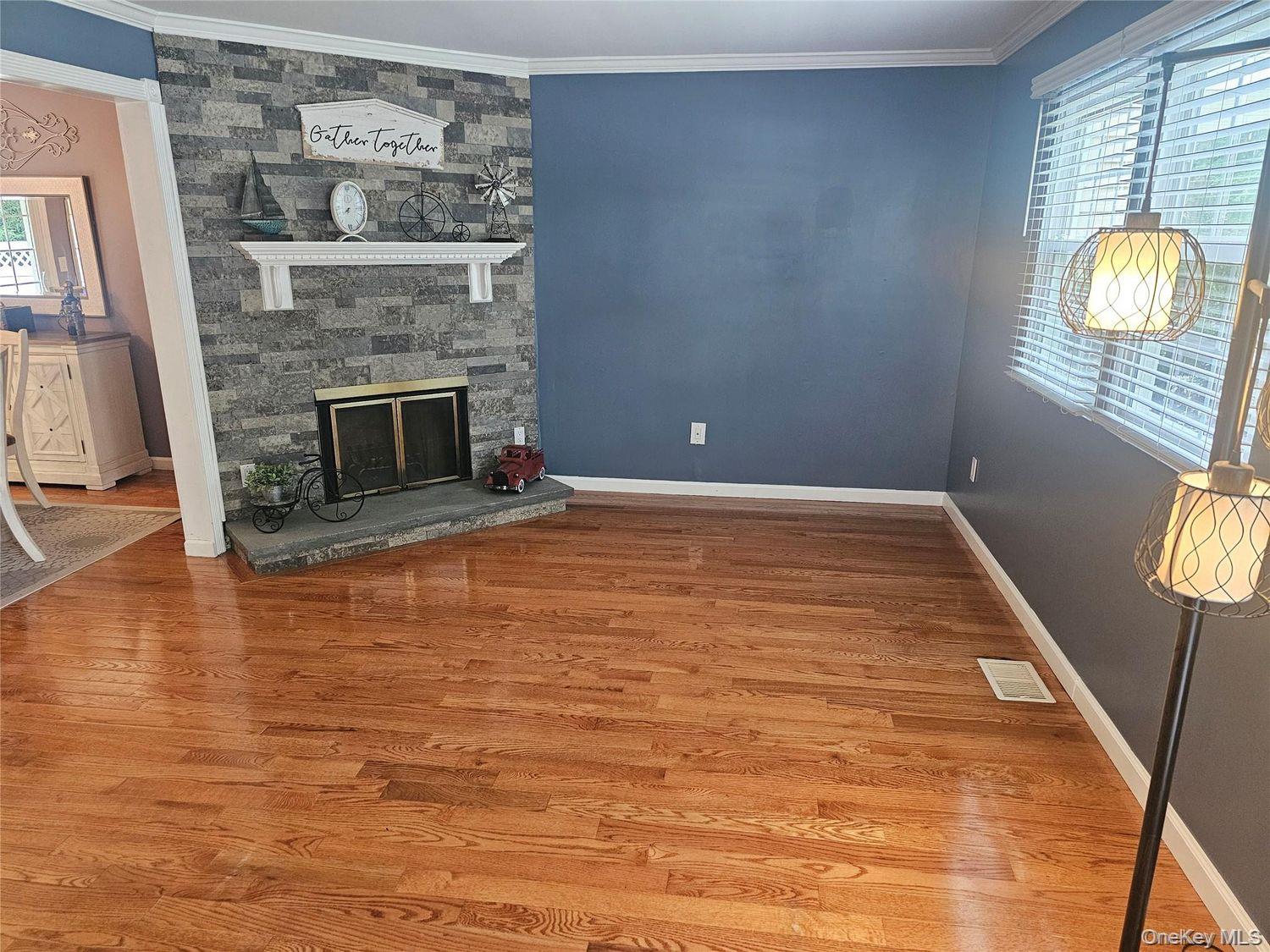 22 Chase Commons – For Sale photo 4