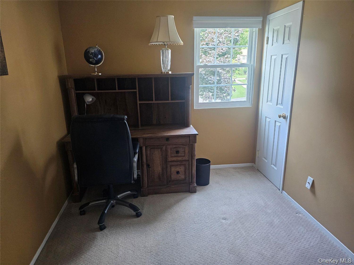 22 Chase Commons – For Sale photo 14