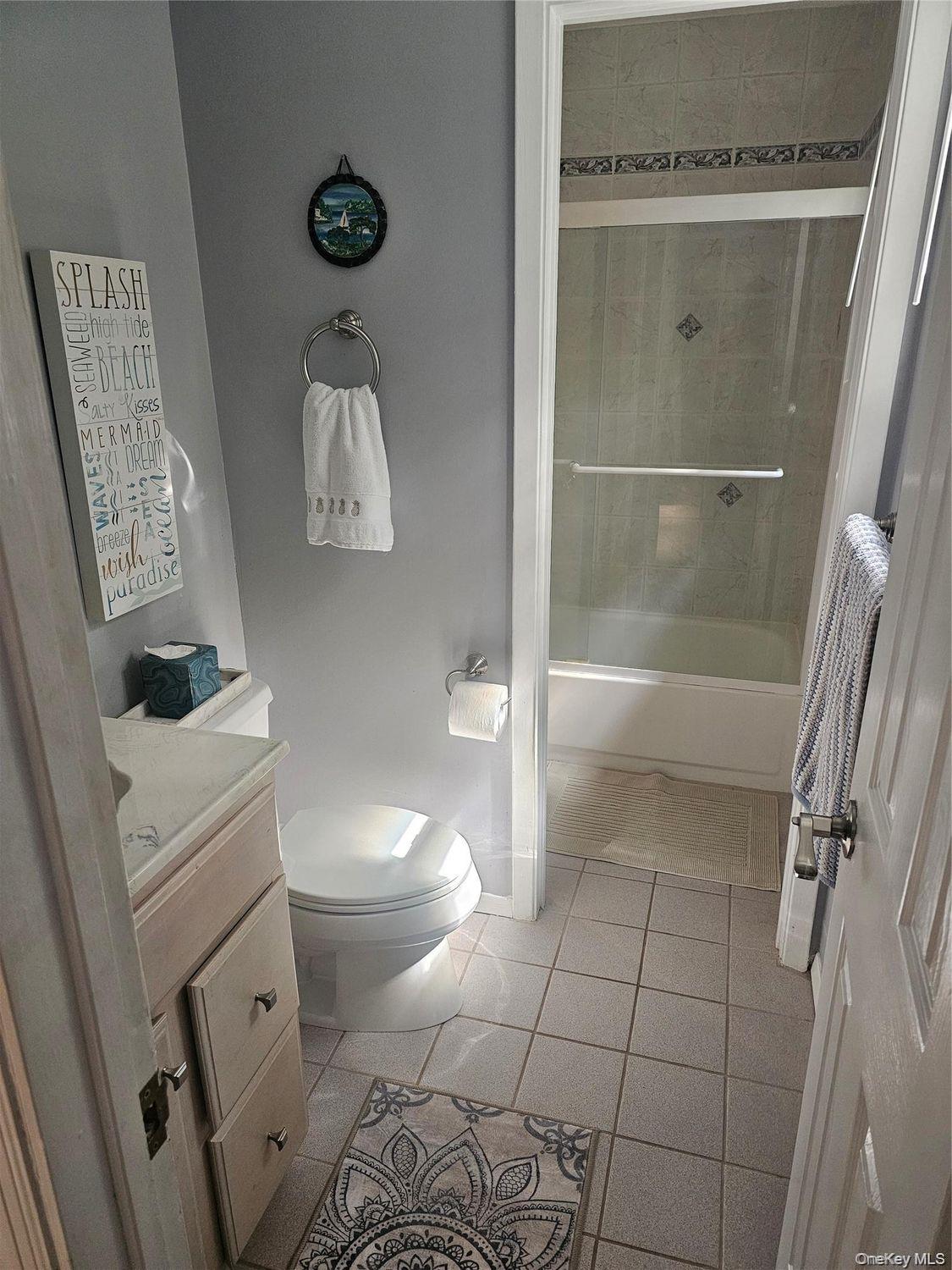 22 Chase Commons – For Sale photo 10