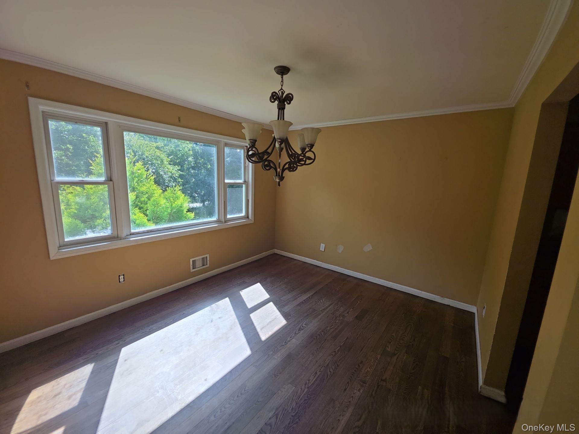 25 Butternut Drive – For Sale photo 3