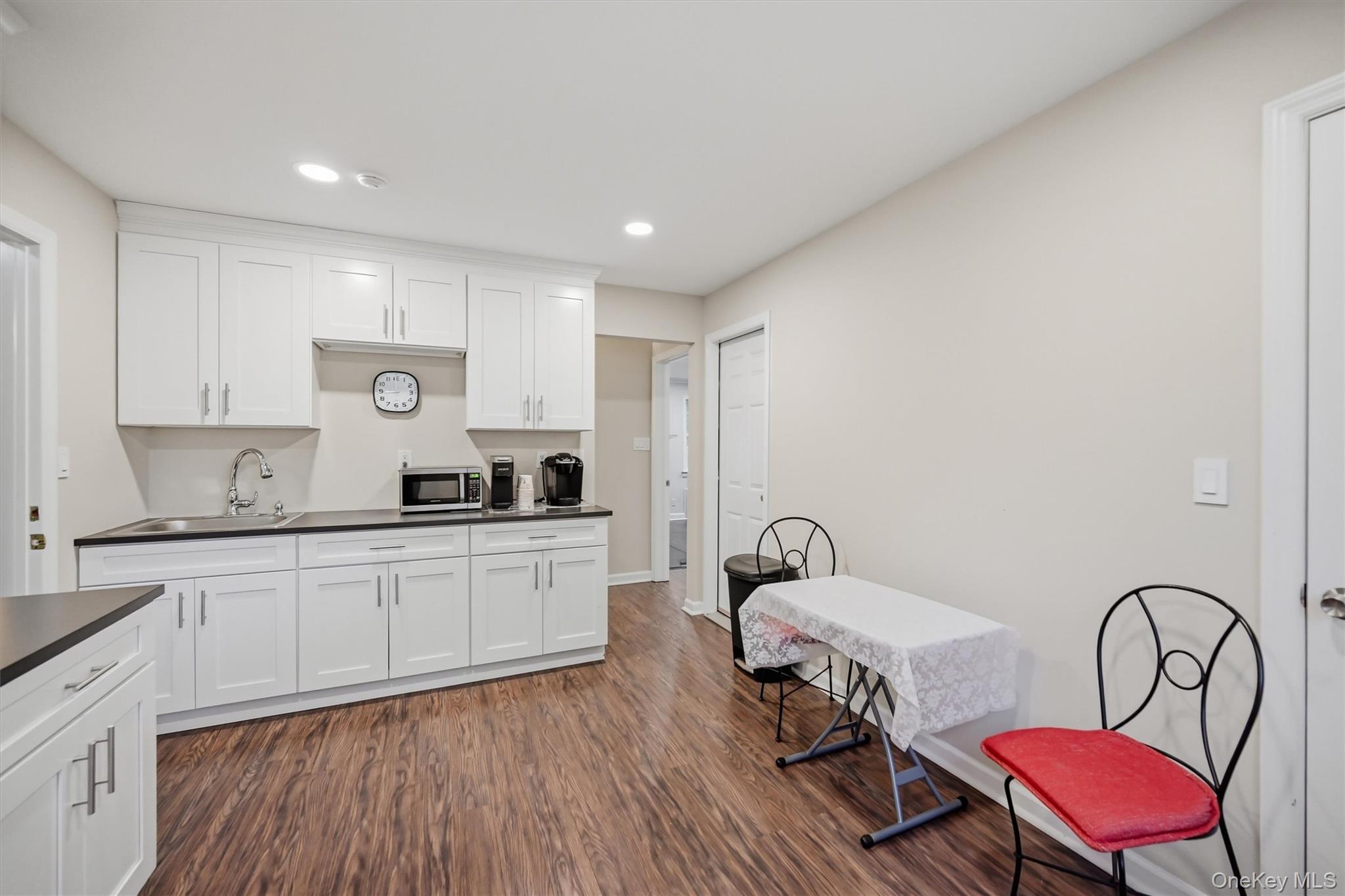 18 Laurel Road – For Sale photo 14