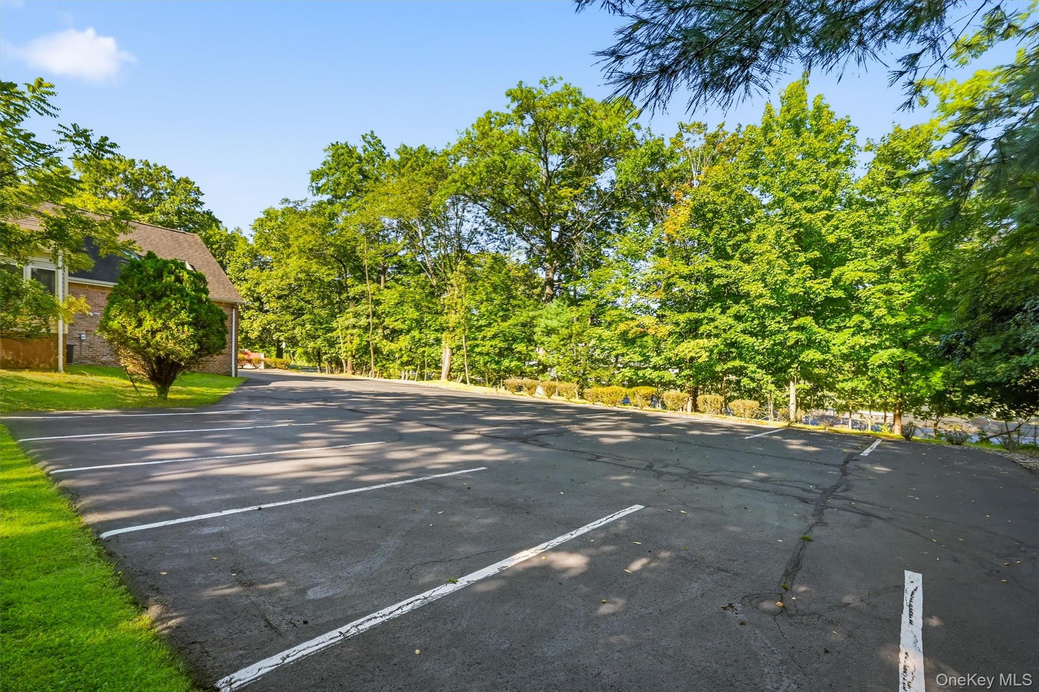 18 Laurel Road – For Sale photo 46