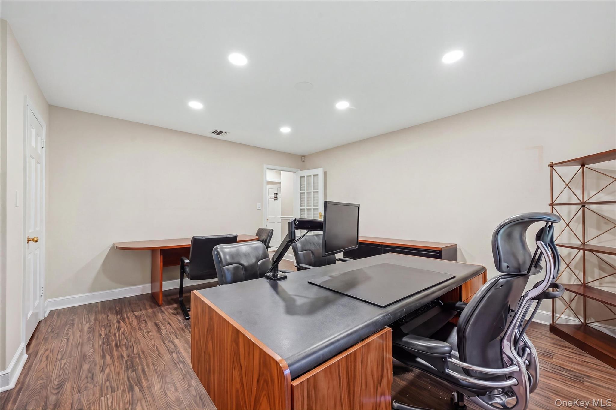 18 Laurel Road – For Sale photo 21