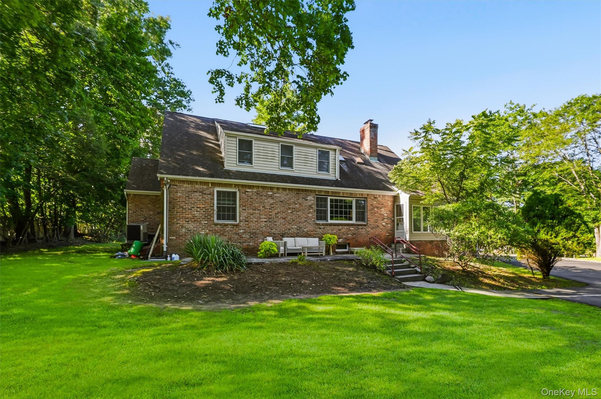 18 Laurel Road – For Sale photo 45