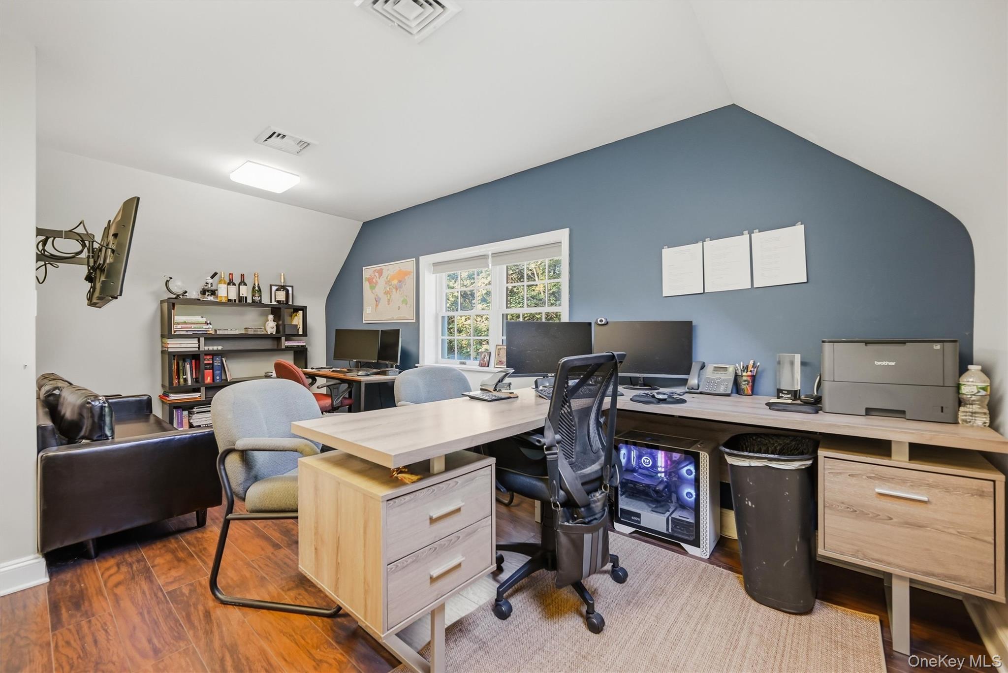 18 Laurel Road – For Sale photo 24