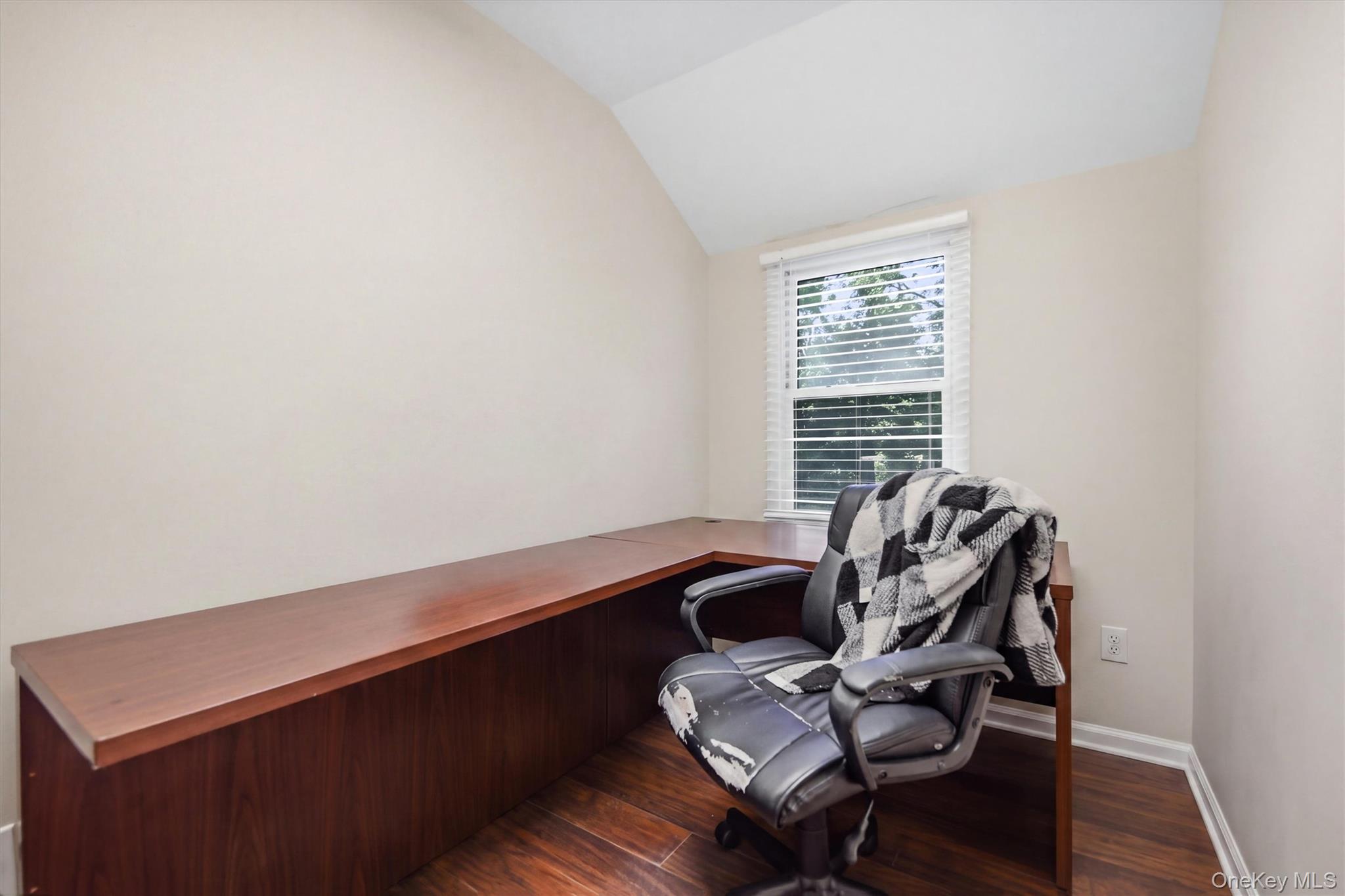 18 Laurel Road – For Sale photo 33