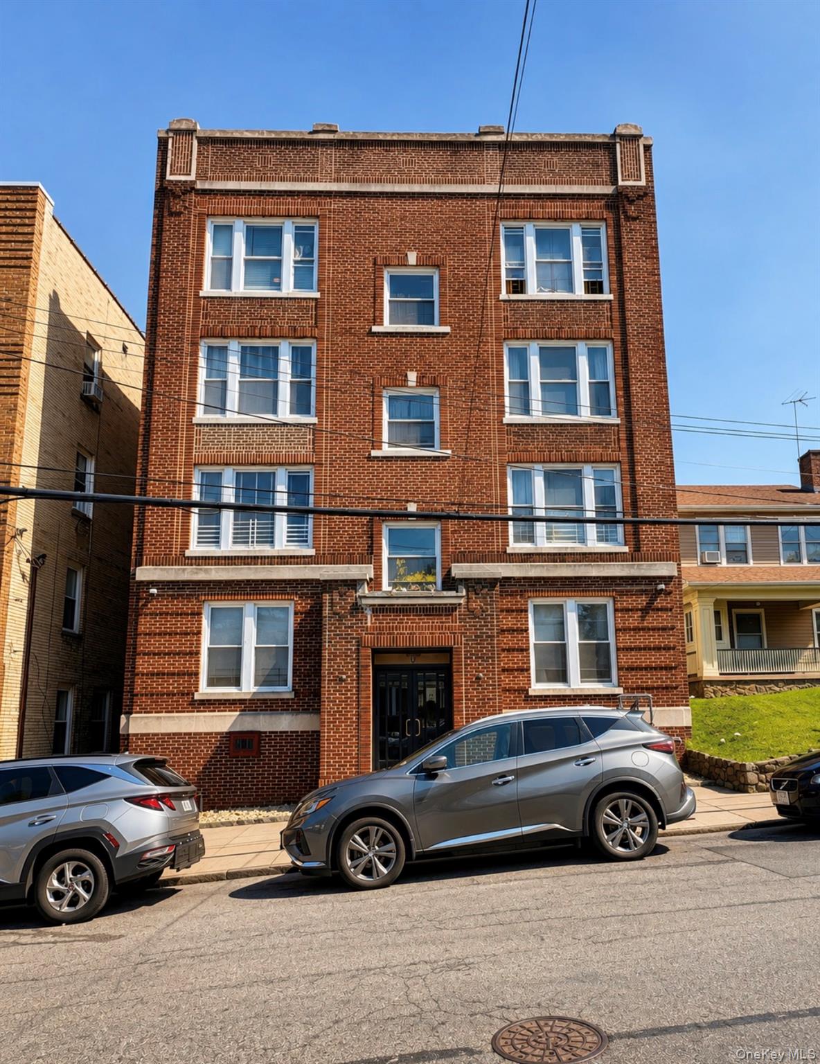 16 Bayley Avenue, Unit 16 (Ground