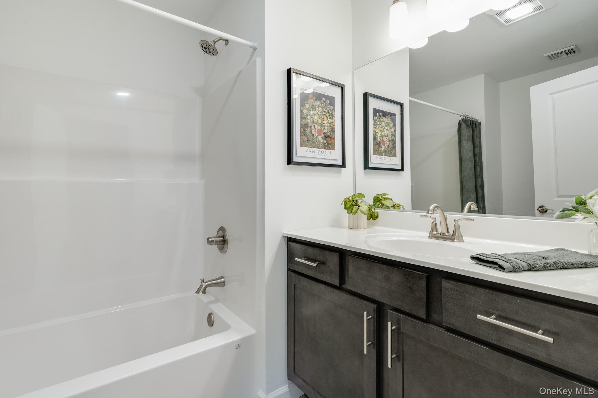 75 Hudson Circle, Unit 38 photo 17