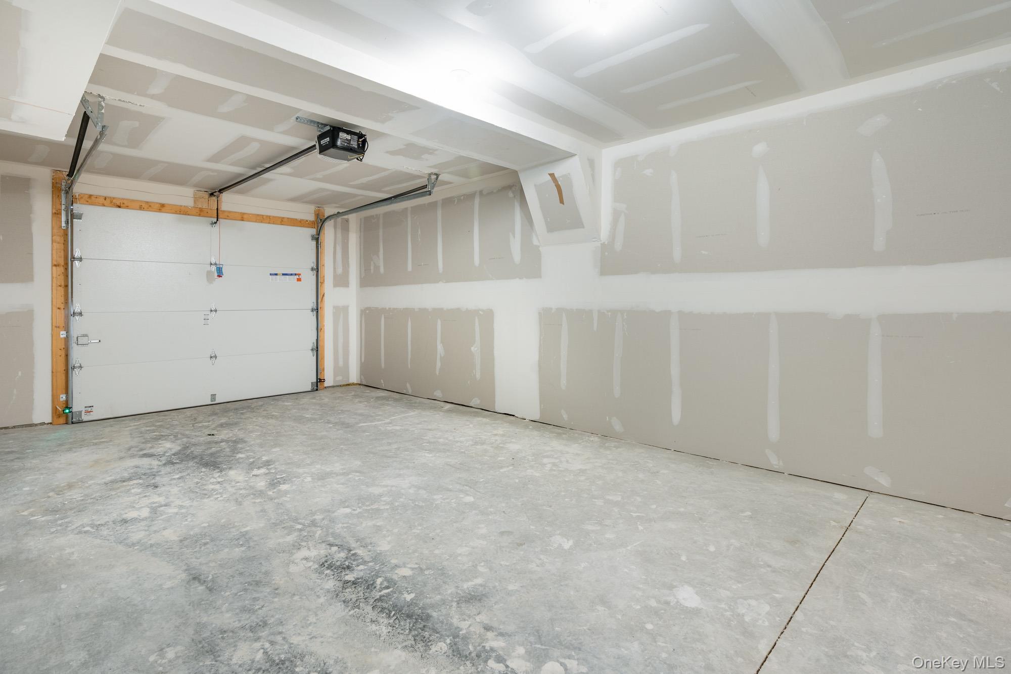 75 Hudson Circle, Unit 38 photo 19