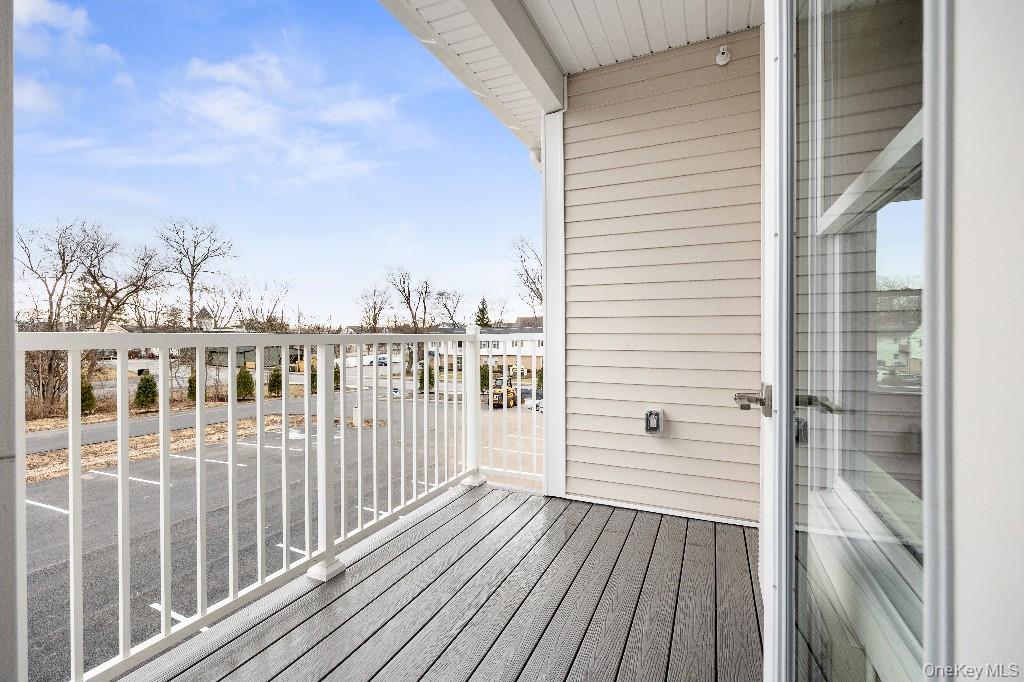 306 Bluestone Court, Unit 216 photo 15