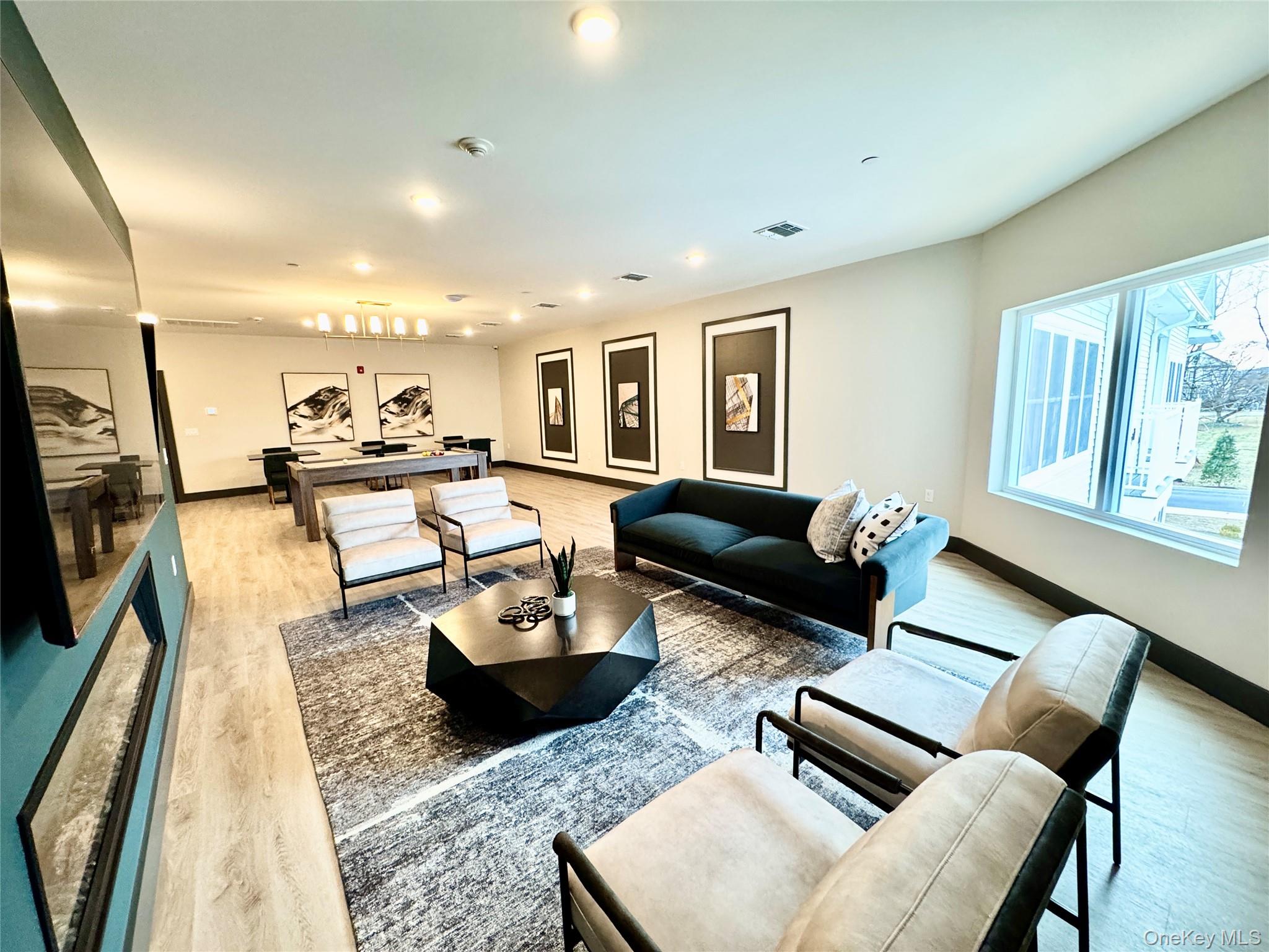 306 Bluestone Court, Unit 216 photo 7