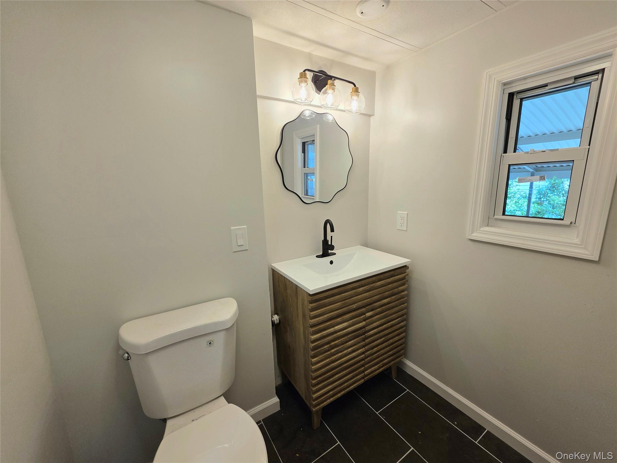 525 Riverleigh Avenue, Unit 221 photo 17