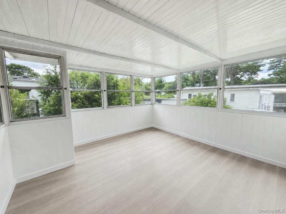 525 Riverleigh Avenue, Unit 221 photo 19