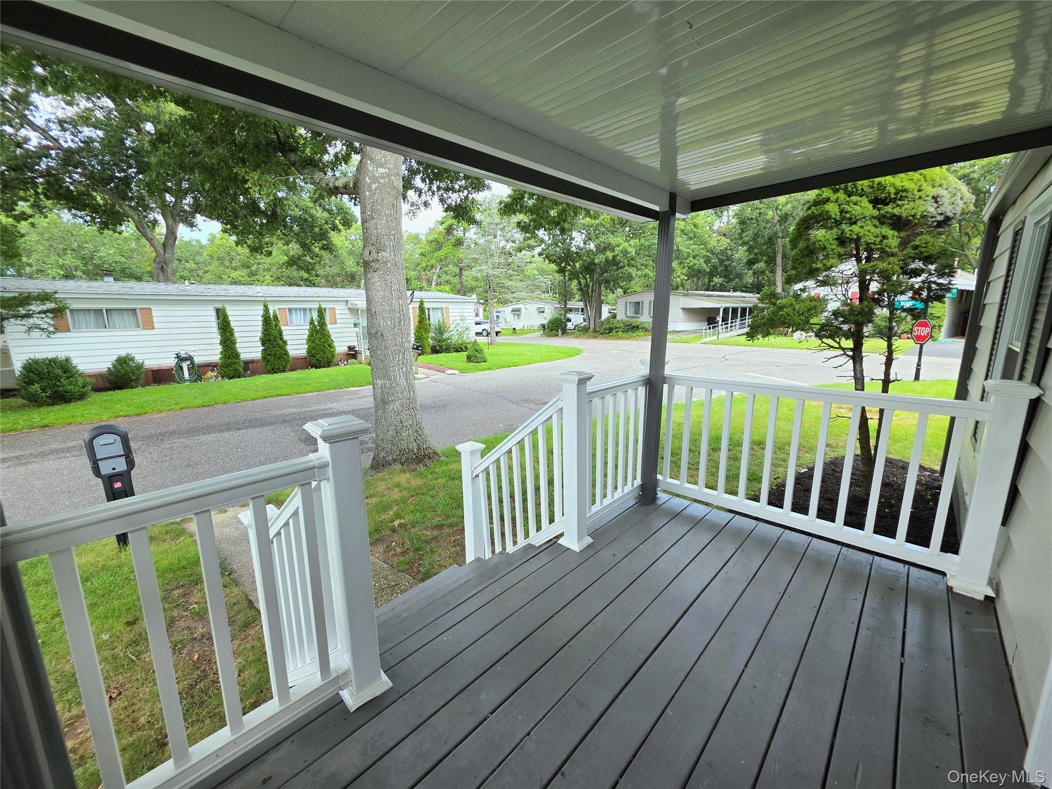 525 Riverleigh Avenue, Unit 221 photo 21