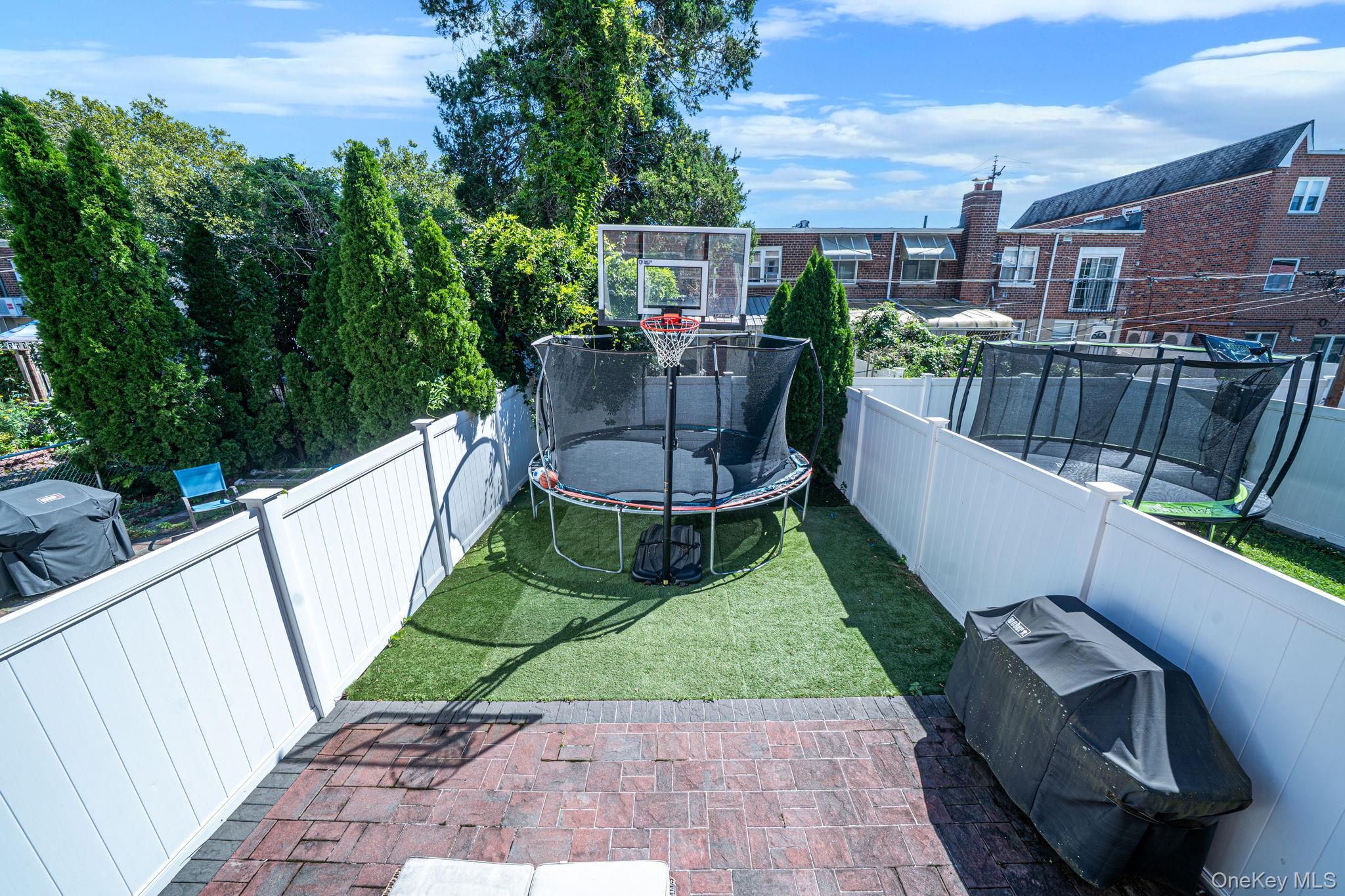 63-27 72nd Street – For Sale photo 27