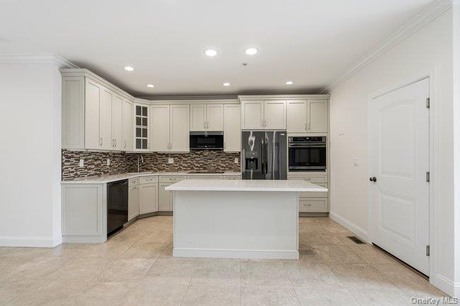 11 Halley Drive – For Sale photo 4