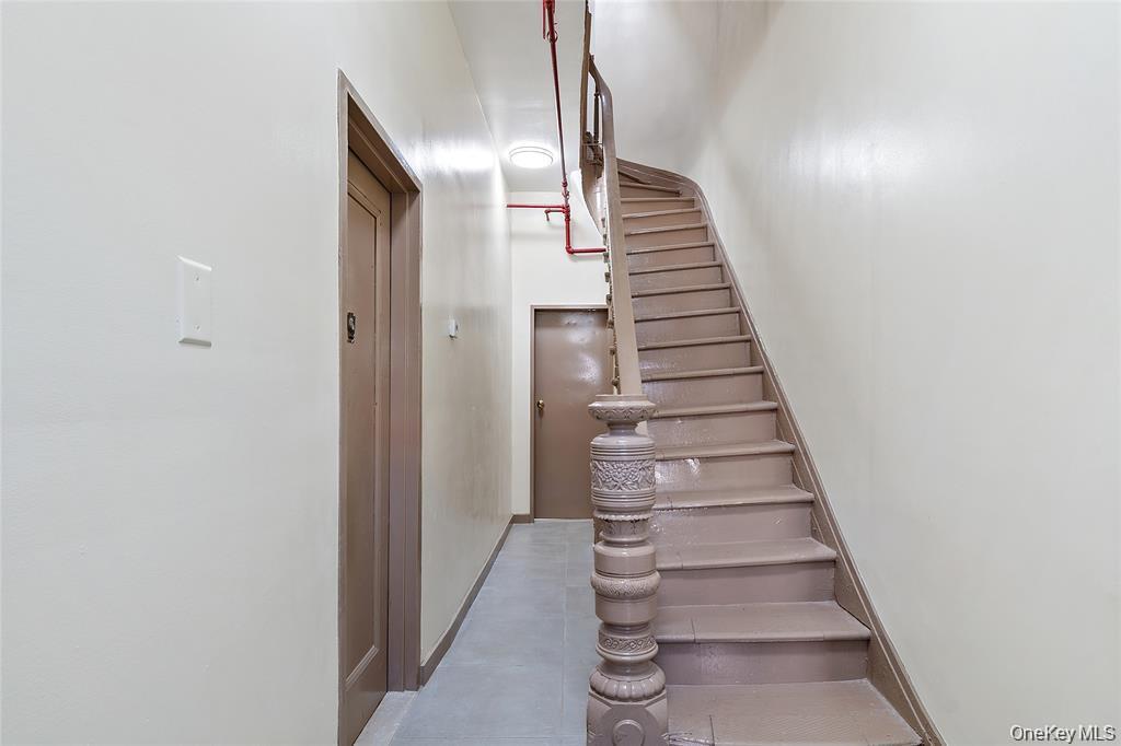 2117 5 Avenue – For Sale photo 4