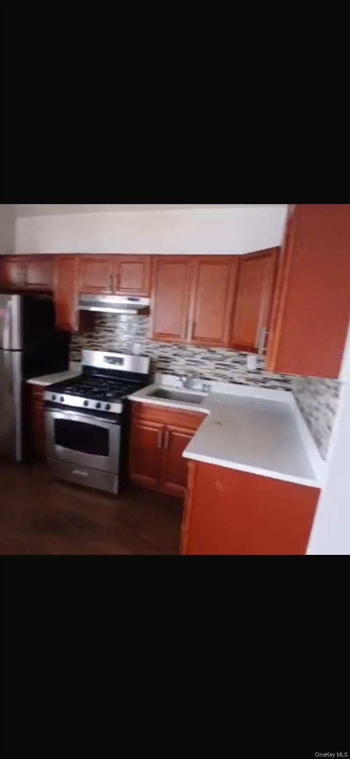 116 Sunnyside Avenue – For Rent