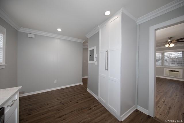 417 Windmill Avenue, Unit 417-D photo 3